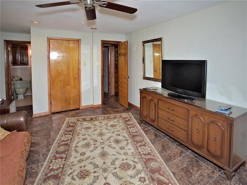 3591 School Road Murrysville, PA 15668 - Photo 17 of 25 Gallery Image 17