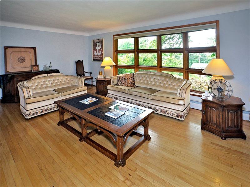 3591 School Road Murrysville, PA 15668 - Photo 5 of 25 Gallery Image 5