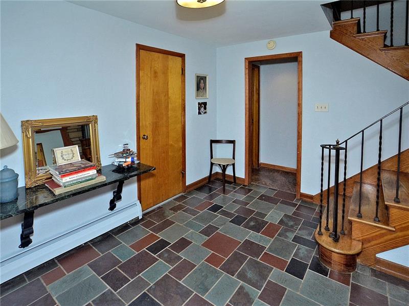 3591 School Road Murrysville, PA 15668 - Photo 9 of 25 Gallery Image 9