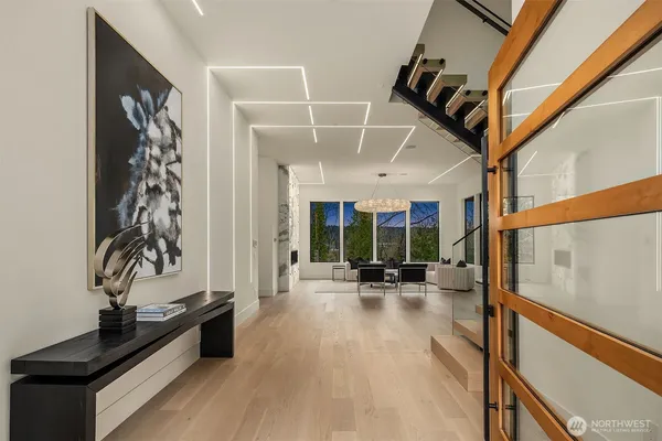 $7,495,000 | 3806 95th Avenue Northeast, Yarrow Point, WA 98004