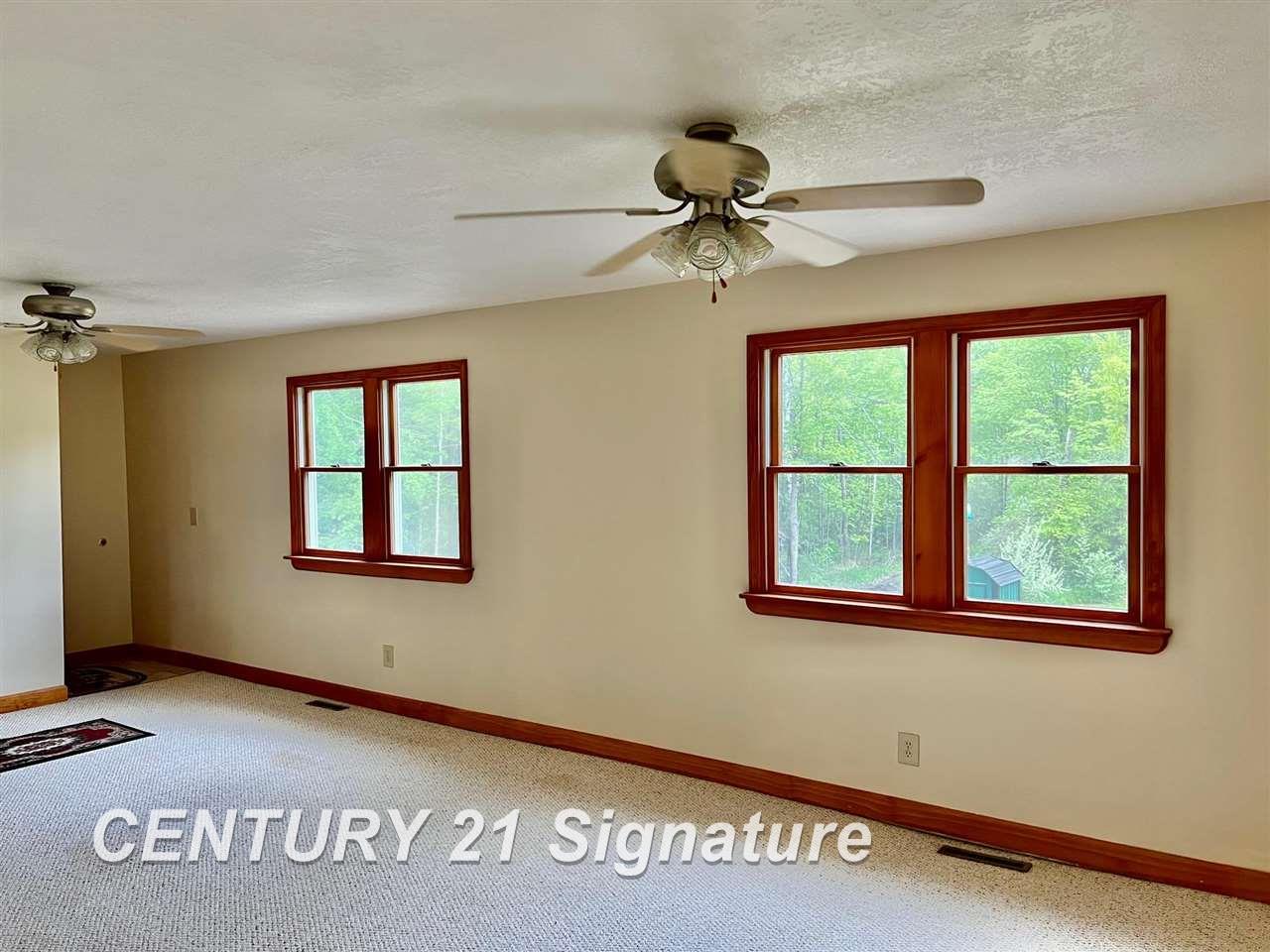 11645 East Parks Road Wheeler, MI 48662 - Photo 11 of 45