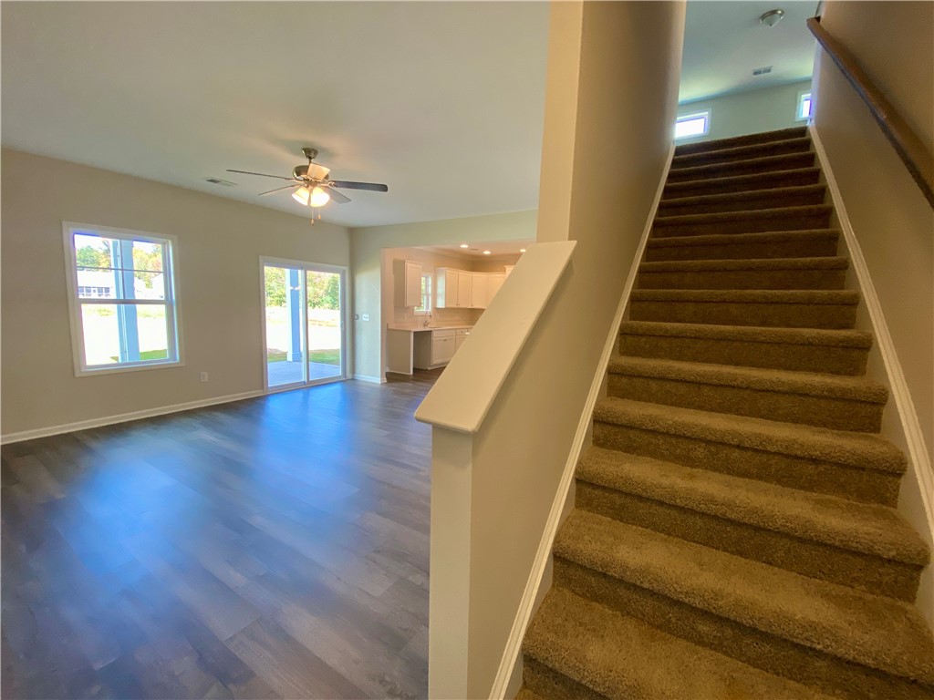 405 Sonoma Court Seneca, SC 29678 - Photo 8 of 28