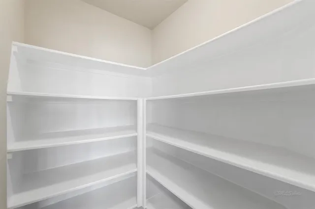 $2,000 | 19454 Plantation Cove Lane, Katy, TX 77449