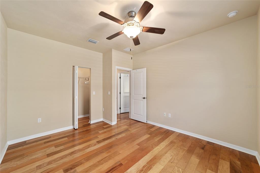 9938 Northwest 18th Road Gainesville, FL 32606 - Photo 11 of 17 Gallery Image 11