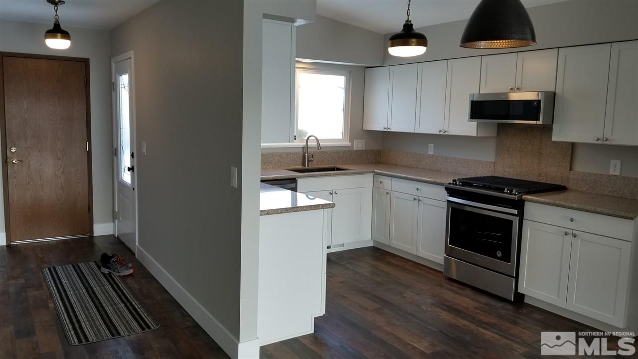 870 Atlas Court Reno, NV 89512 - Photo 9 of 25 Photo 9