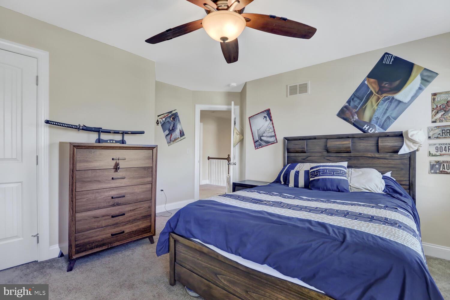 25 Jennifer Road York, PA 17404 - Photo 21 of 32 Bedroom 4