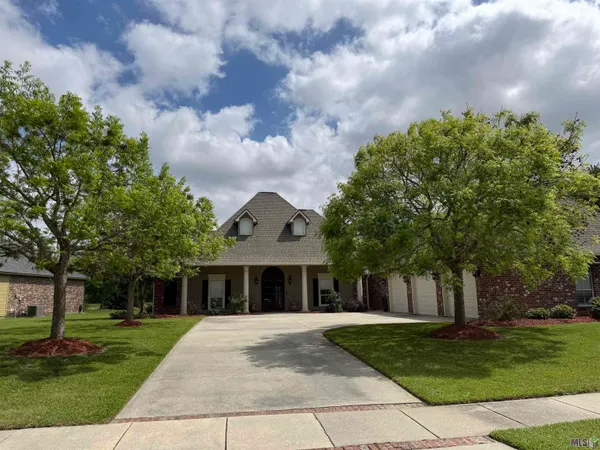 $495,000 | 58515 Village Drive, Plaquemine, LA 70764