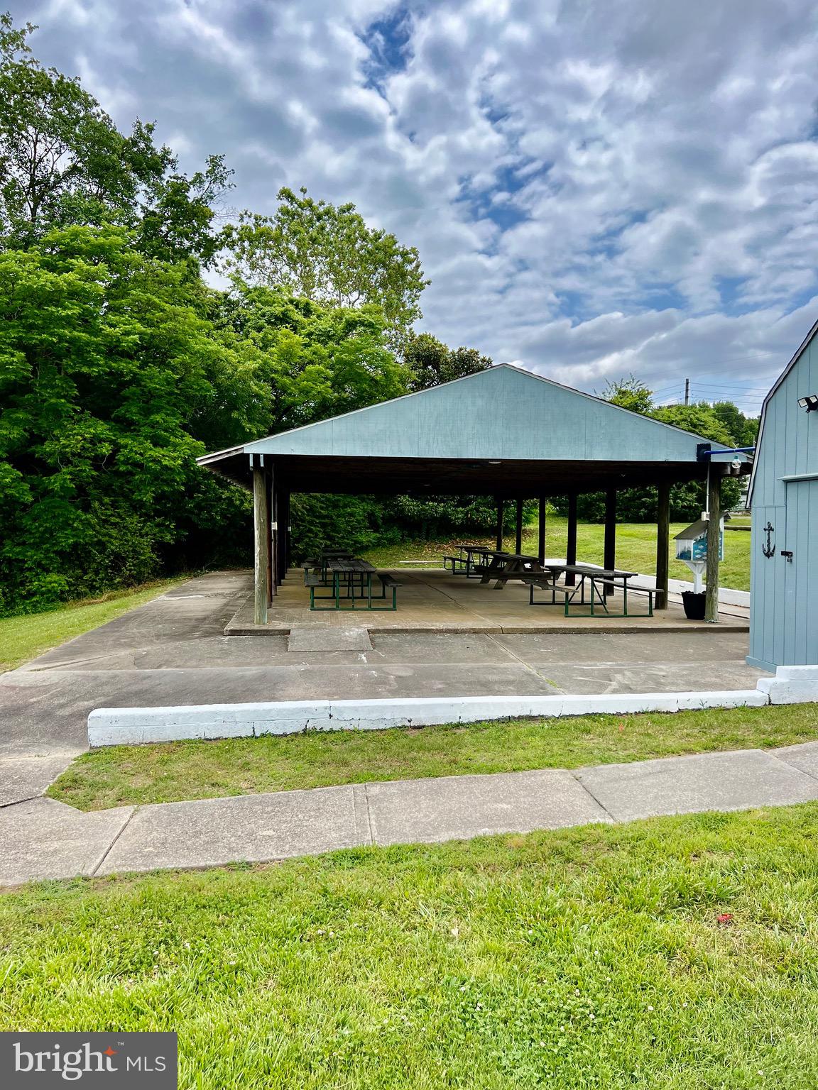 982 Mattox Avenue Colonial Beach, VA 22443 - Photo 39 of 53 a view of swimming pool with a yard