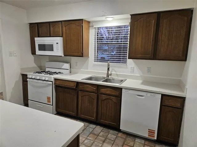 $1,650 | 2004 Peacock Lane, Greenville, TX 75402