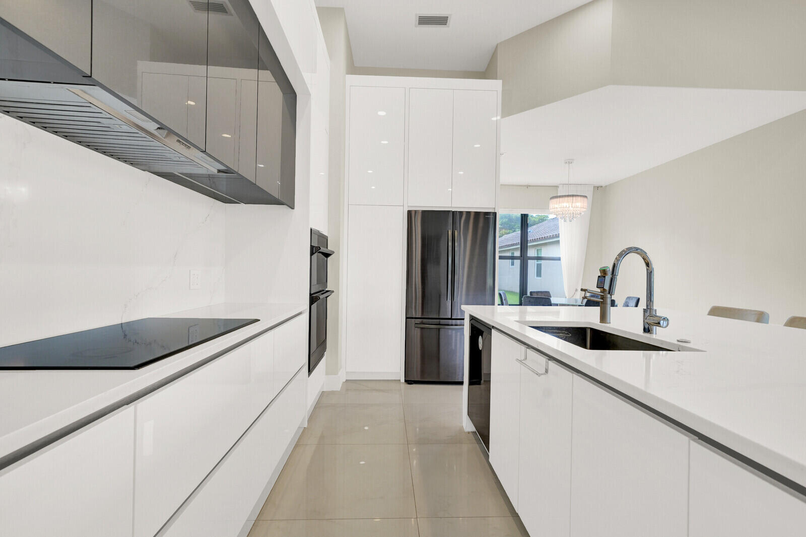 10313 Lexington Estates Boulevard Boca Raton, FL 33428 - Photo 13 of 66 Kitchen