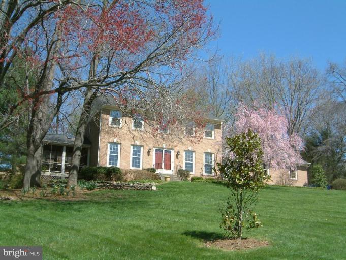 13133 Brandon Way Road Gaithersburg, MD 20878 - Photo 1 of 9 Exterior (Main)