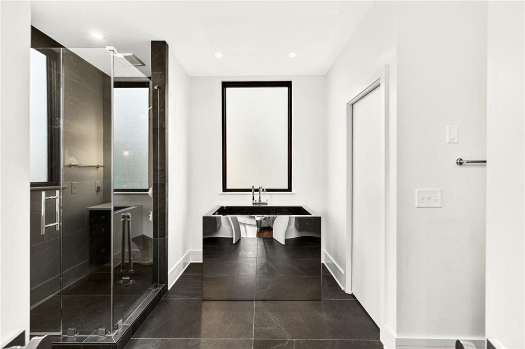 345 Pinecrest Road Northeast Atlanta, GA 30342 - Photo 40 of 69