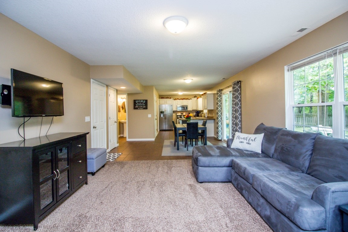 8414 Spring Forest Drive Fort Wayne, IN 46804 - Photo 14 of 36 Gallery Image 14