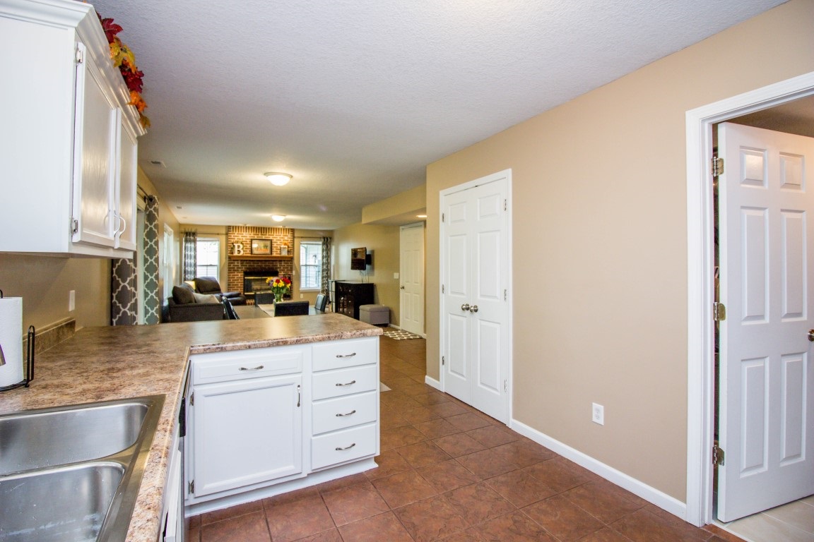 8414 Spring Forest Drive Fort Wayne, IN 46804 - Photo 19 of 36 Gallery Image 19