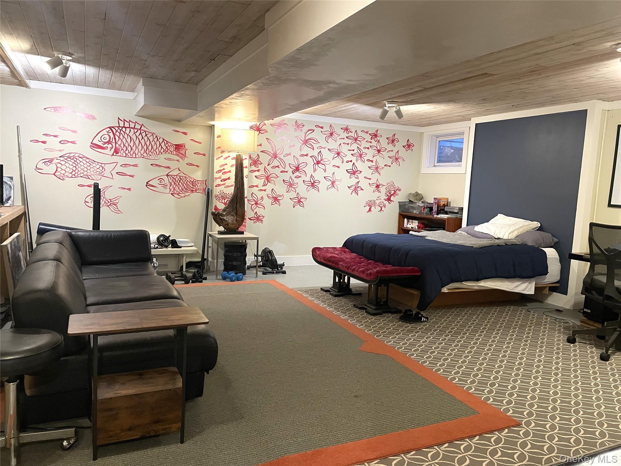 21 North Sea Road Southampton, NY 11968 - Photo 12 of 15 a room with furniture