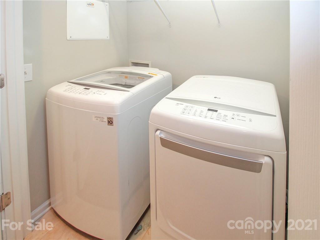 629 6th Baxter Crossing Fort Mill, SC 29708 - Photo 17 of 31 a utility room with dryer and washer