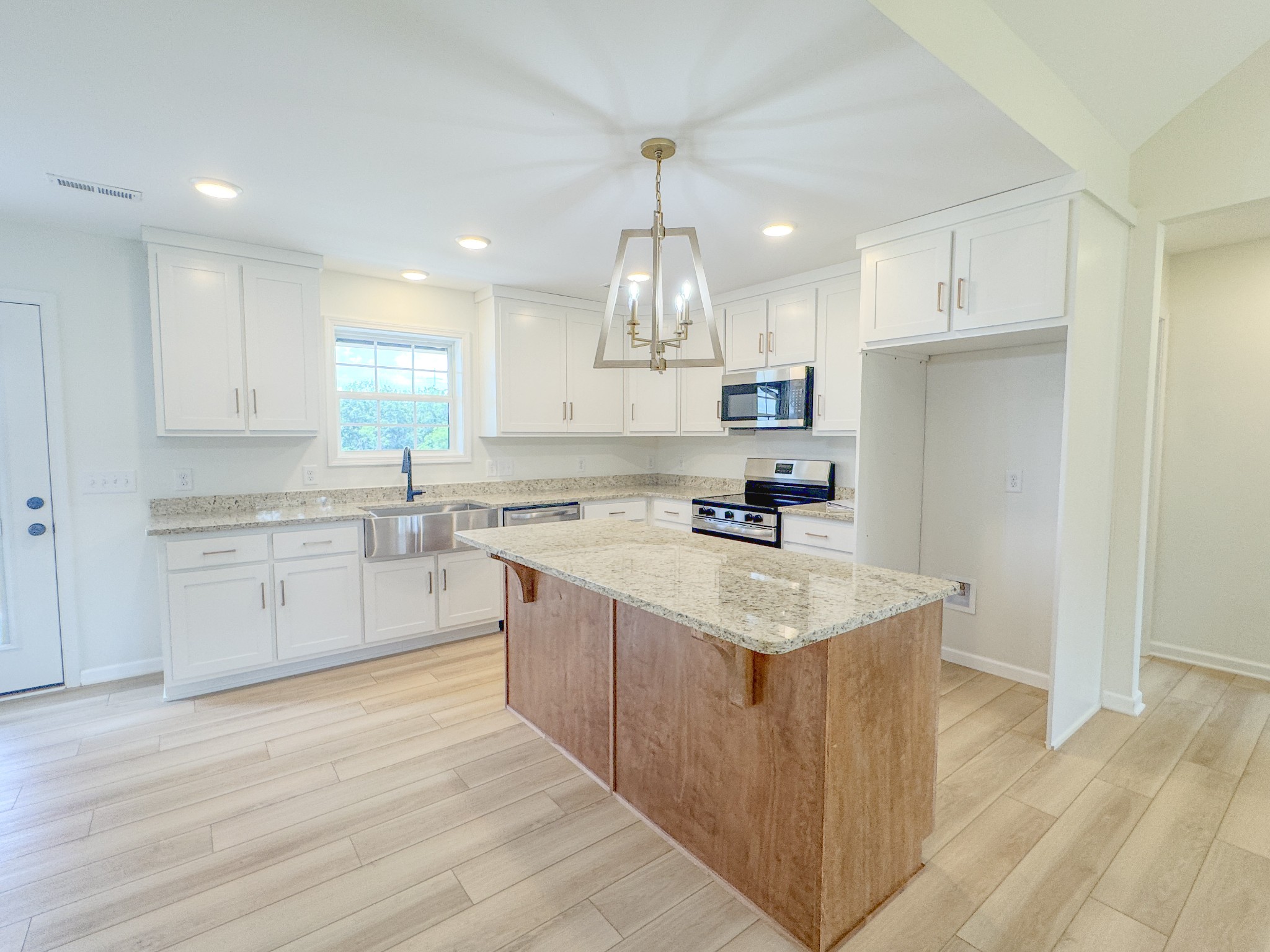 4649 Scottsville Road Lafayette, TN 37083 - Photo 12 of 45