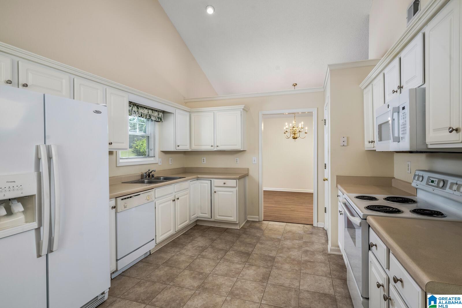 167 Pebble Drive Alabaster, AL 35007 - Photo 12 of 35