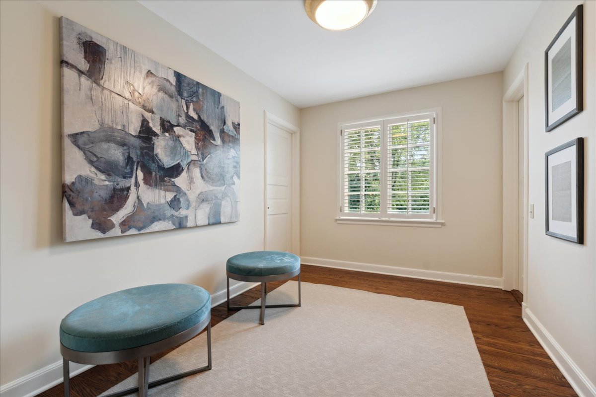 999 Hill Road Winnetka, IL 60093 - Photo 31 of 52 a living room with furniture and a window