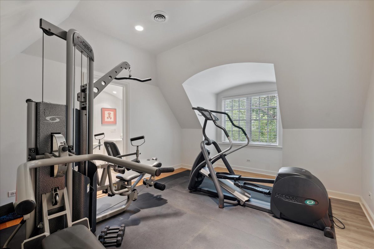 999 Hill Road Winnetka, IL 60093 - Photo 38 of 52 a view of a room with gym equipment