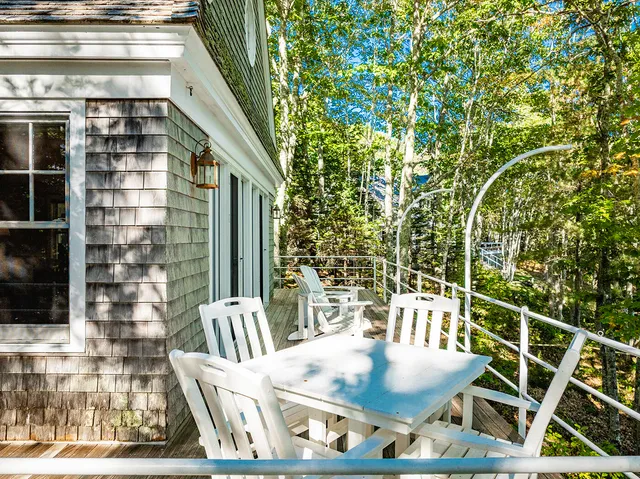$2,395,000 | 394 Hathorne Point Road, Cushing, ME 04563