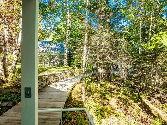 $2,395,000 | 394 Hathorne Point Road, Cushing, ME 04563