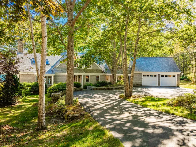 $2,395,000 | 394 Hathorne Point Road, Cushing, ME 04563