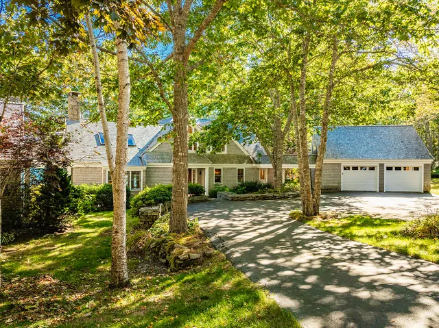 $2,395,000 | 394 Hathorne Point Road, Cushing, ME 04563