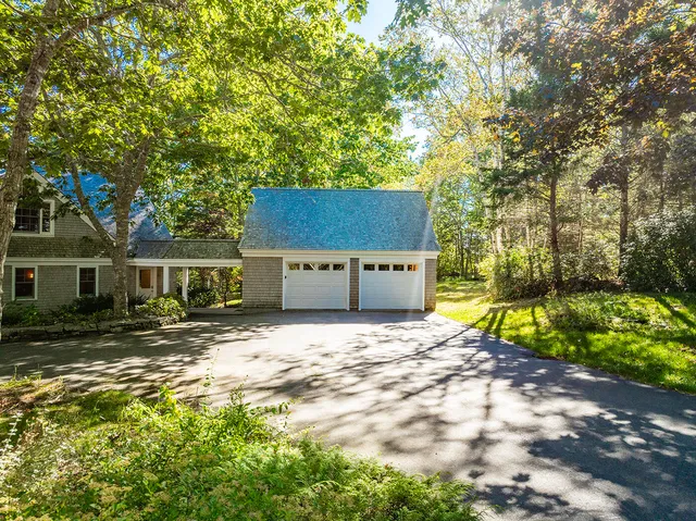 $2,395,000 | 394 Hathorne Point Road, Cushing, ME 04563