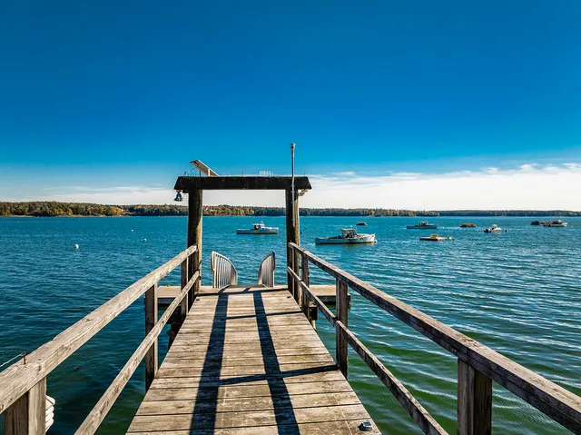 $2,395,000 | 394 Hathorne Point Road, Cushing, ME 04563