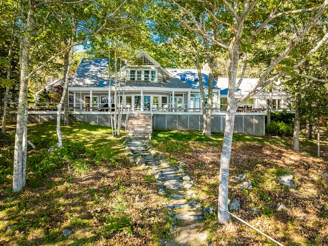 $2,395,000 | 394 Hathorne Point Road, Cushing, ME 04563