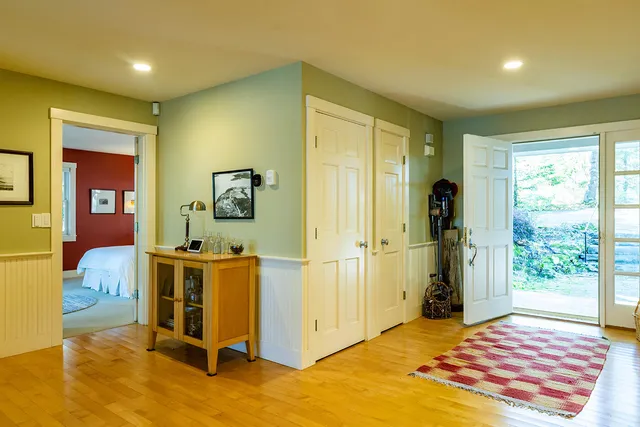 $2,395,000 | 394 Hathorne Point Road, Cushing, ME 04563