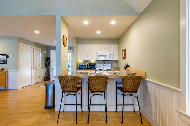 $2,395,000 | 394 Hathorne Point Road, Cushing, ME 04563