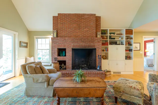 $2,395,000 | 394 Hathorne Point Road, Cushing, ME 04563