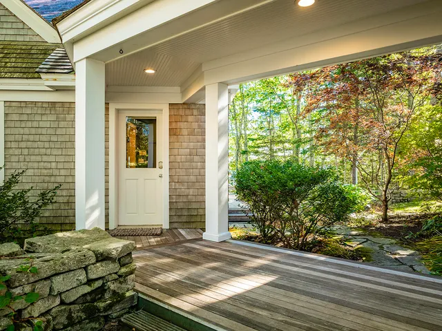 $2,395,000 | 394 Hathorne Point Road, Cushing, ME 04563