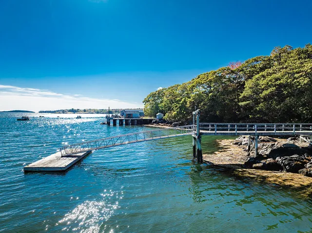 $2,395,000 | 394 Hathorne Point Road, Cushing, ME 04563