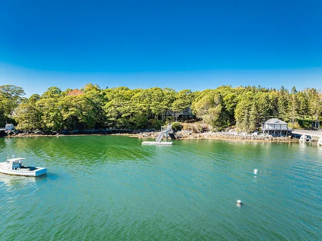 $2,395,000 | 394 Hathorne Point Road, Cushing, ME 04563