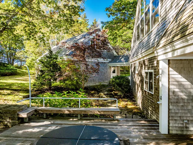 $2,395,000 | 394 Hathorne Point Road, Cushing, ME 04563