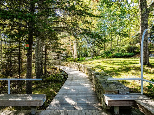 $2,395,000 | 394 Hathorne Point Road, Cushing, ME 04563