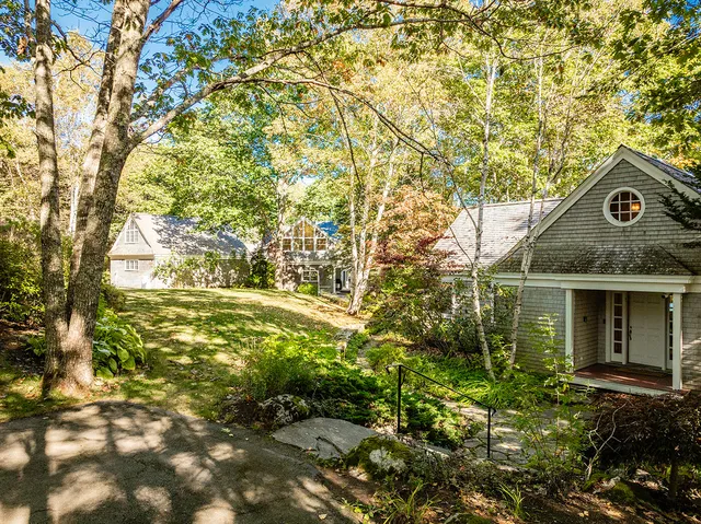 $2,395,000 | 394 Hathorne Point Road, Cushing, ME 04563