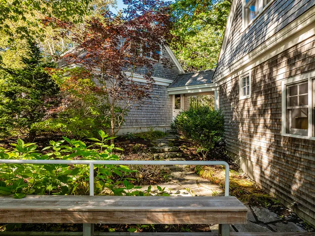 $2,395,000 | 394 Hathorne Point Road, Cushing, ME 04563