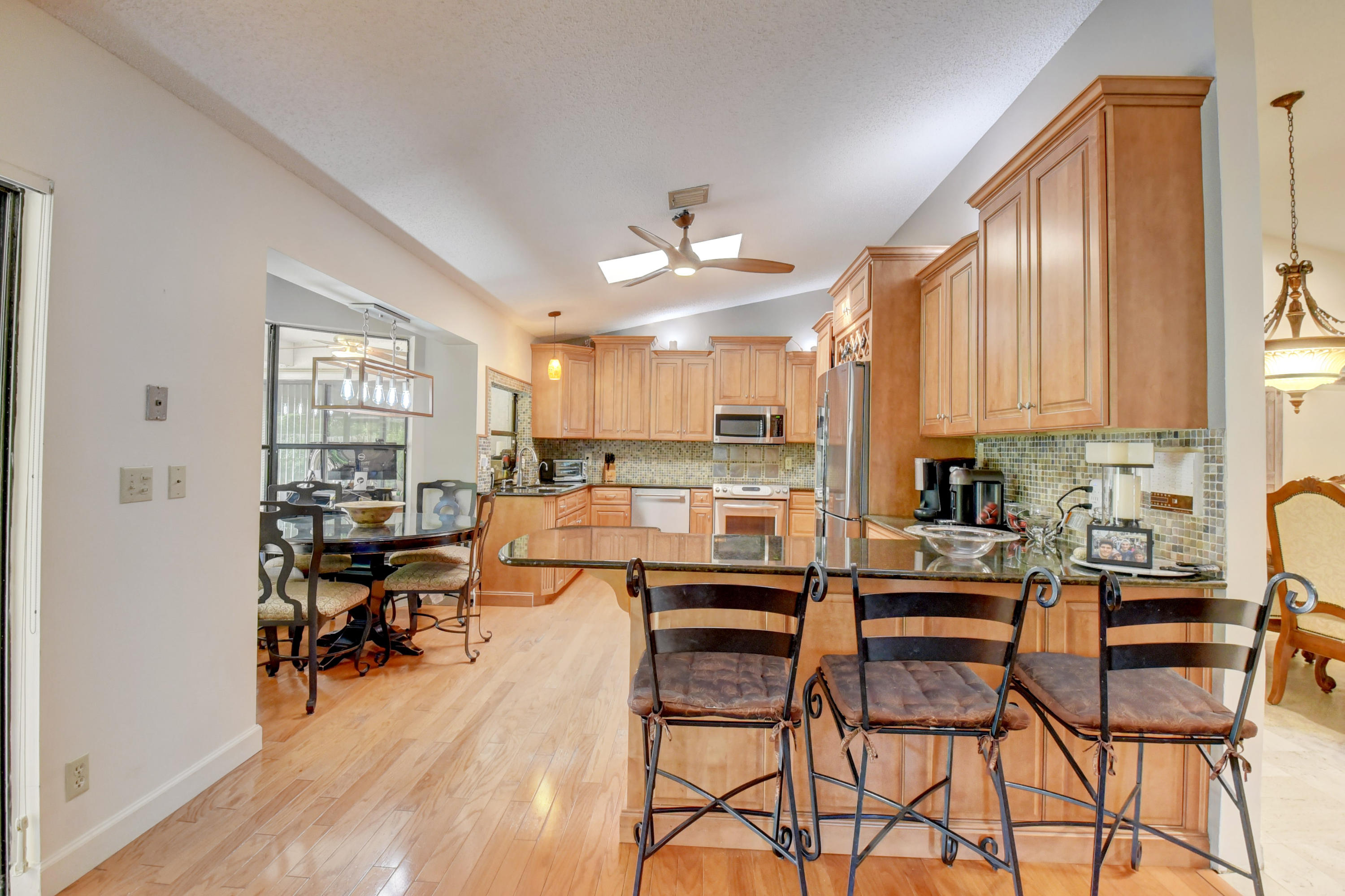 5211 Deerhurst Crescent Circle Boca Raton, FL 33486 - Photo 8 of 56 8
