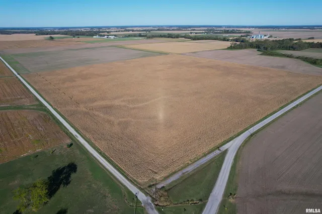 $560,000 | 1500 Road Shobonier Il 62885, Shobonier, IL 62885