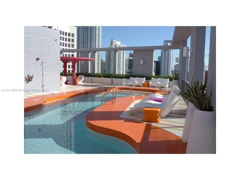 Brickell Miami, FL 33131 - Photo 9 of 14 a picture of a living room with furniture