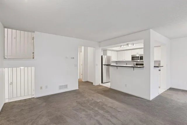 $269,950 | 15625 24th Avenue North, Unit E, Plymouth, MN 55447