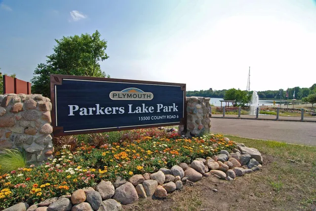 $269,950 | 15625 24th Avenue North, Unit E, Plymouth, MN 55447