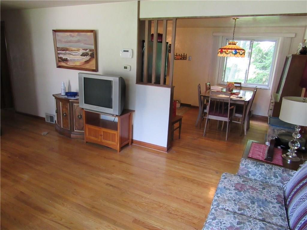 2599 Hi Ridge Drive Irwin, PA 15642 - Photo 6 of 16