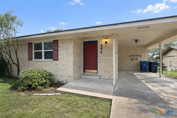 $1,200 | 482 Kerlick Lane, New Braunfels, TX 78130