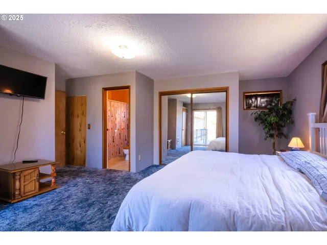 $755,000 | 33520 Cape Kiwanda Drive, Pacific City, OR 97135