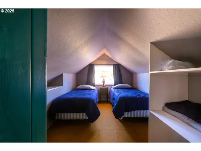 $755,000 | 33520 Cape Kiwanda Drive, Pacific City, OR 97135